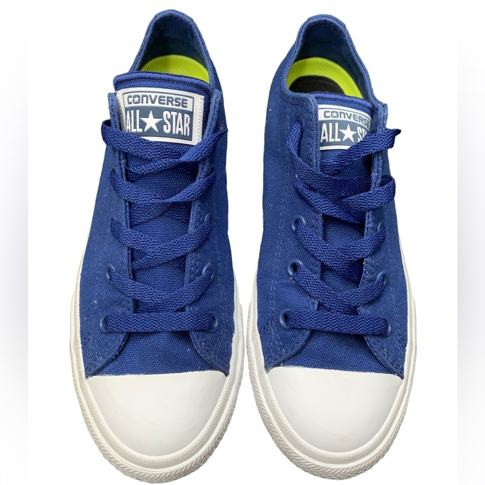 RARE Blue Chuck Taylor II Converse Size 3 Mens and Youth/ Size 5 Women’s.